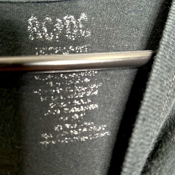 Vintage ACDC cutoff shirt - Picture 3 of 9